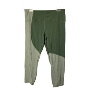 Lululemon Nulu Colour Block High-Rise Crop 23" women's size 12 W6BO3S